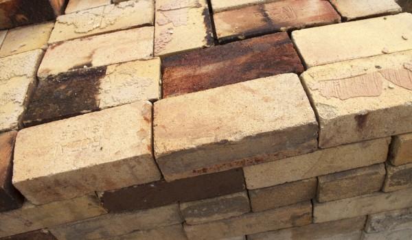 Bê tông chịu lửa cho lò hơi là gì?